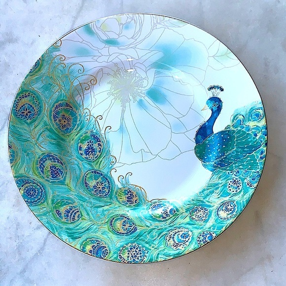 222 FIFTH LAKSHMI SALAD PLATE 8 INCH PEACOCK NEW GREEN BLUE ROUND - Picture 2 of 5